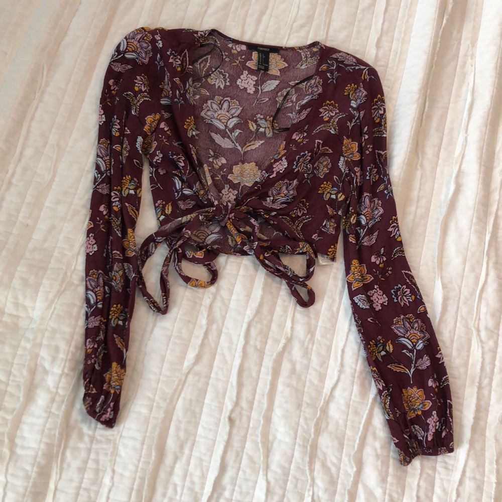 Long sleeve crop top